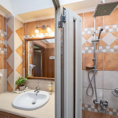 Luxury Stone Apartman Ajía Effimía