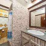 Luxury Stone Apartman Ajía Effimía
