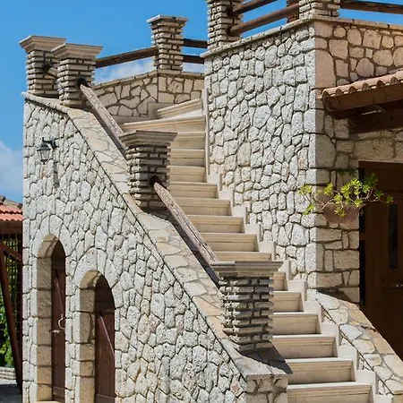 Luxury Stone أيّا إفيميا