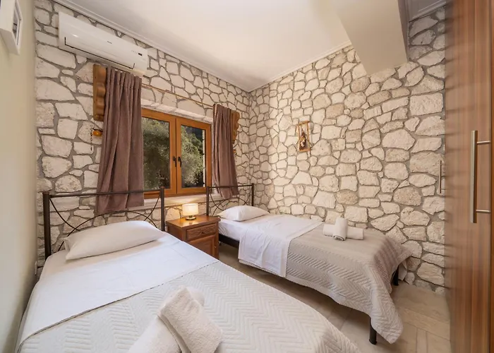 公寓 Luxury Stone Agia Efimia