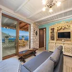 Luxury Stone דירה איה אפימיה